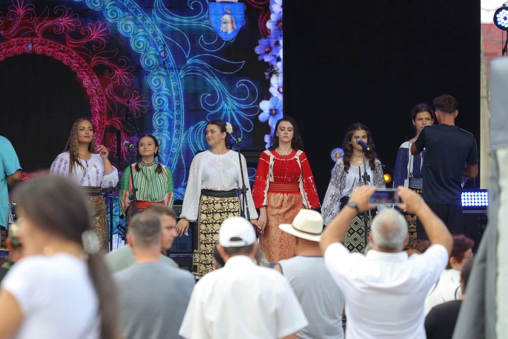Copiii noștri talentați și oameni minunați!